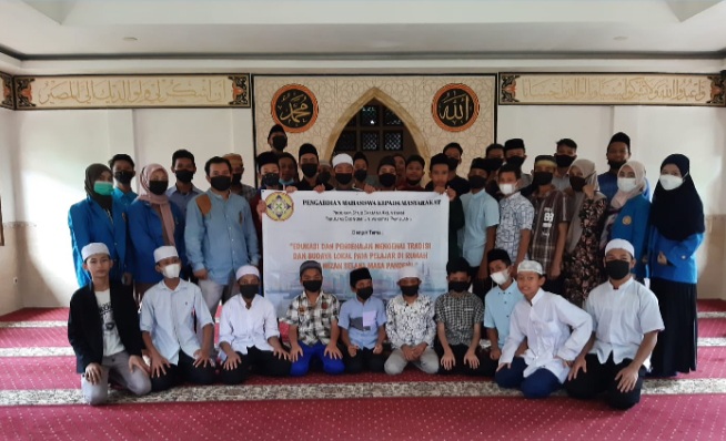 Mahasiswa UNPAM Memperkenalkan Tradisi dan Budaya Depok Ke Masyarakat