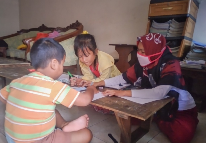 PTM Terbatas : Bimbel Rumahan Jadi Pilihan Tambahan Belajar Siswa