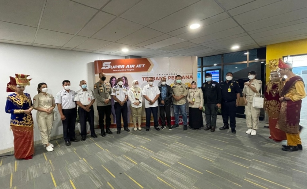 SUPER AIR JET Perdana ke Pulau Kalimantan, Terbang Destinasi Super Favorit