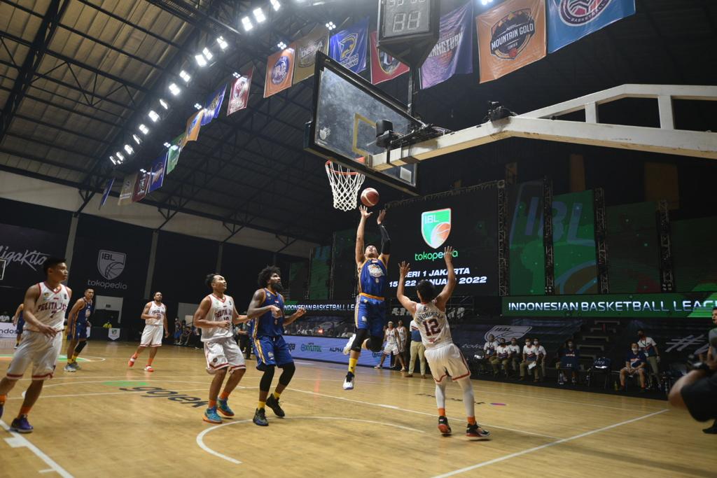 IBL 2022, Satria Muda Pertamina Petik Kemenangan Perdana Skor 90-46