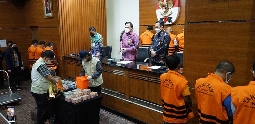 KPK Tangkap Tangan Suap Proyek dan Lelang Jabatan Kota Bekasi