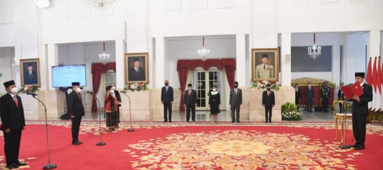 Presiden Lantik Tiga Duta besar RI