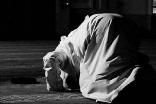 Kisah Mansur bin Ammar, Syahidnya Pemuda diatas Sajadah