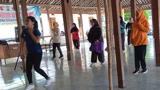 Warga Desa Mojorejo Kebonsari Madium Giat Pola Hidup Sehat