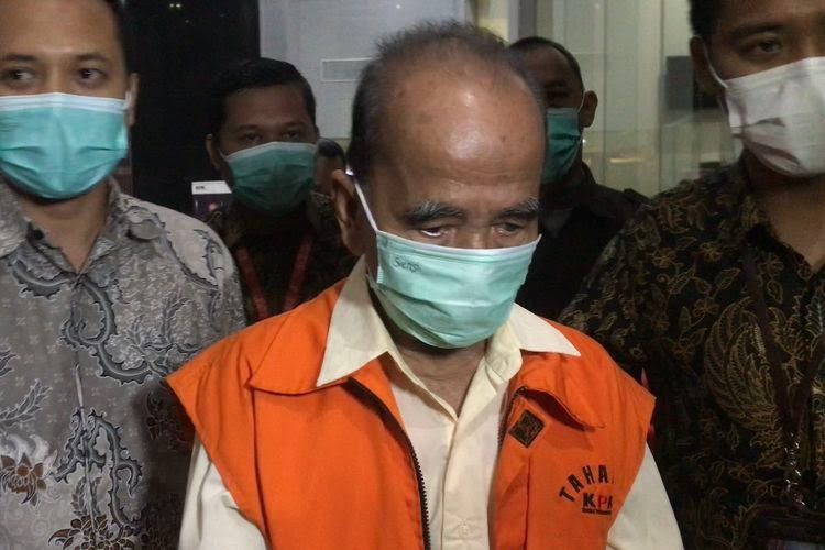 KPK Tahan Eks Gubernur Riau