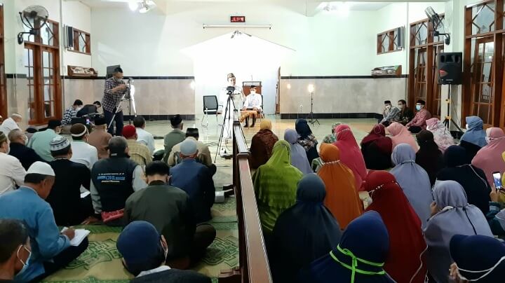 Masjid Kottabarat Solo Gelar Pengajian Nuzulul Quran