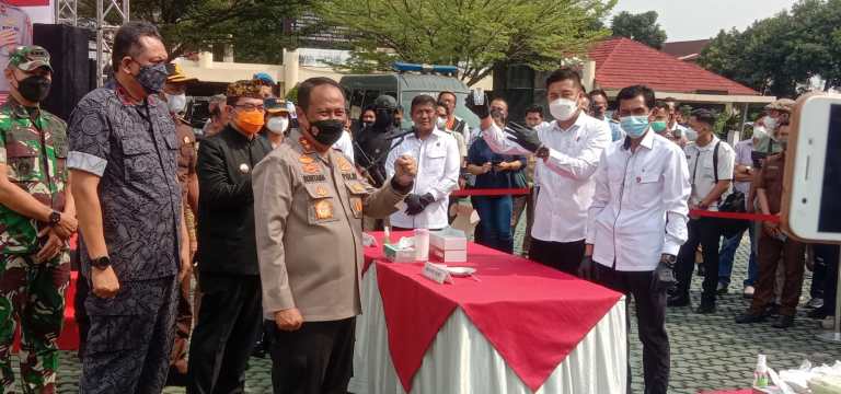 Polda Jabar Hancurkan 1.196 Ton Barang Bukti Sabu