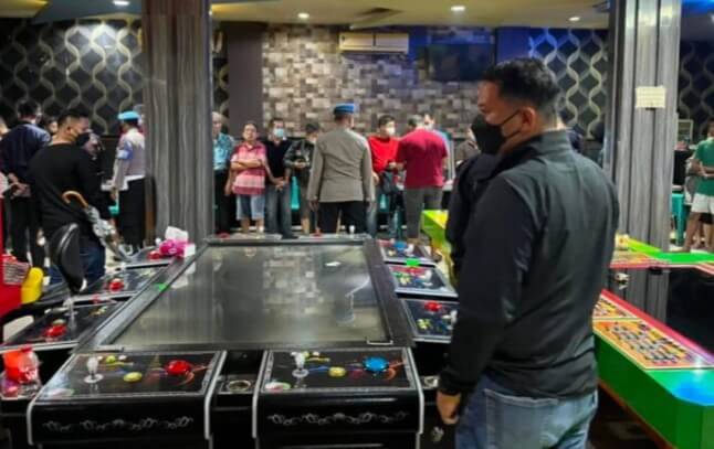 Lokasi Judi di Asia Mega Mas dan MMTC Digerebek