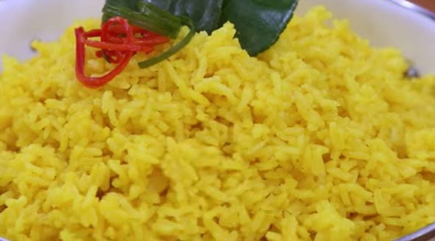 Nasi Kuning Simpel Sederhana Rasa Gurihnya Mantap