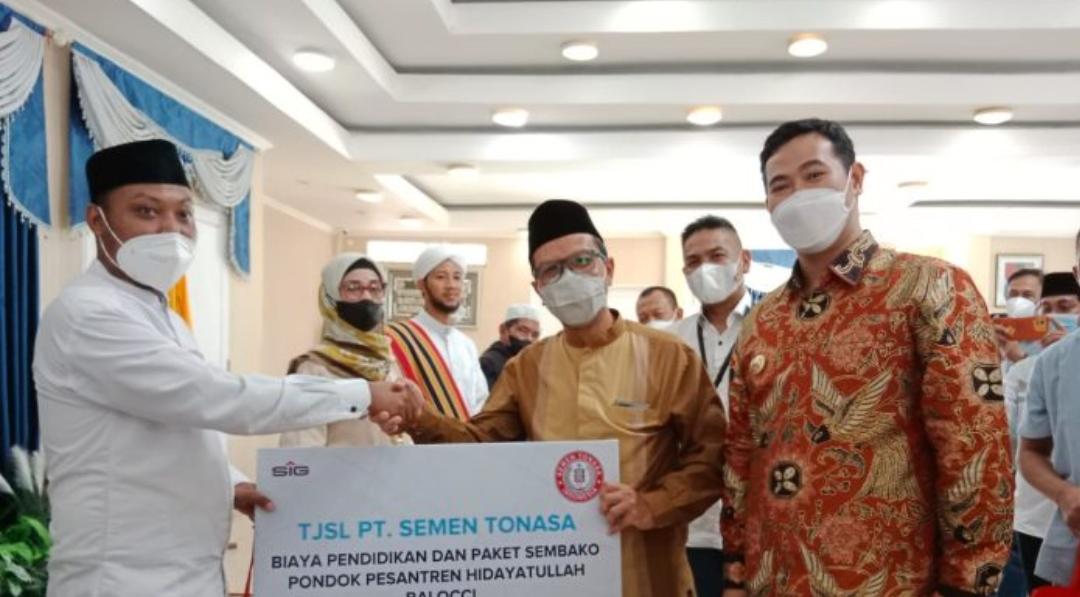 Dukung Pemerintah, Semen Tonasa Terus Beri Kontribusi ke Masyarakat