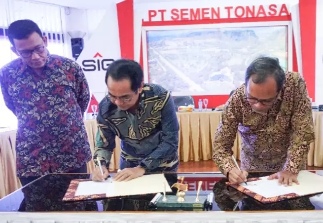 Perkuat Kolaborasi, PT Semen Tonasa dan Unhas Jalin Kerjasama