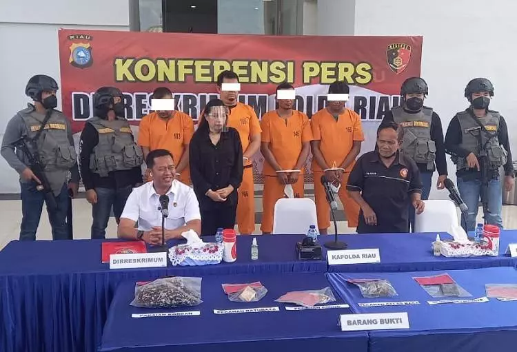 4 Pelaku Penganiayaan Wartawan Riau Serahkan Diri