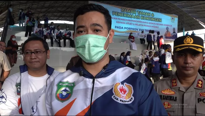 Bupati Pangkep Bagikan Bonus Atlet Porprov 2022