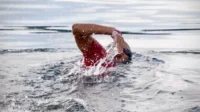 Sandiaga Nikmati Sensasi Open Water Swimming di Pulau Dodola, Morotai