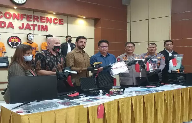 Cyber Polda Jatim Tangkap Pembuat Website Paypal Palsu