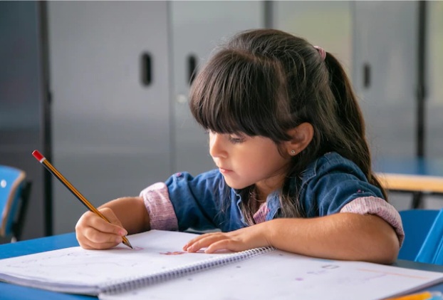 Beberapa Hal yang Dapat Dilakukan untuk Membantu Anak Menjadi Lebih Pintar