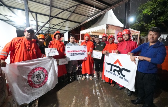 Sigap Bantu Banjir Pare-Pare, Semen Tonasa Turunkan Tim Reaksi Cepat