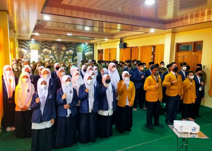 Ketua PD IPM Solo Lantik PR IPM SMP Muhammadiyah PK
