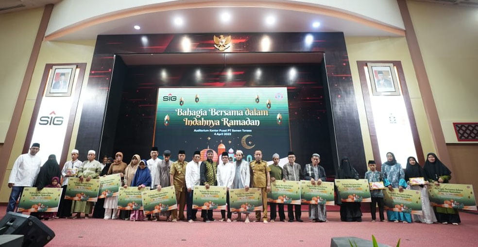 Sambut Bulan Ramadan, Semen Tonasa Salurkan Bantuan Rp 800 Juta