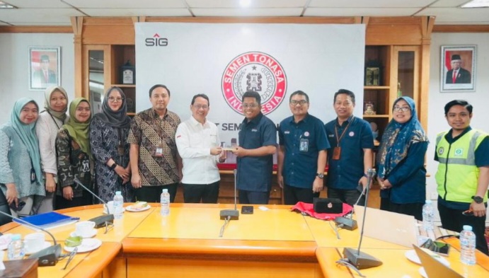 Mendalami informasi perkembangan industri semen, Bank Indonesia mengunjungi Semen Tonasa