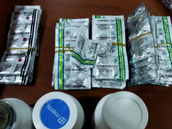 Polisi Sita Ribuan Obat Daftar G di Tangerang