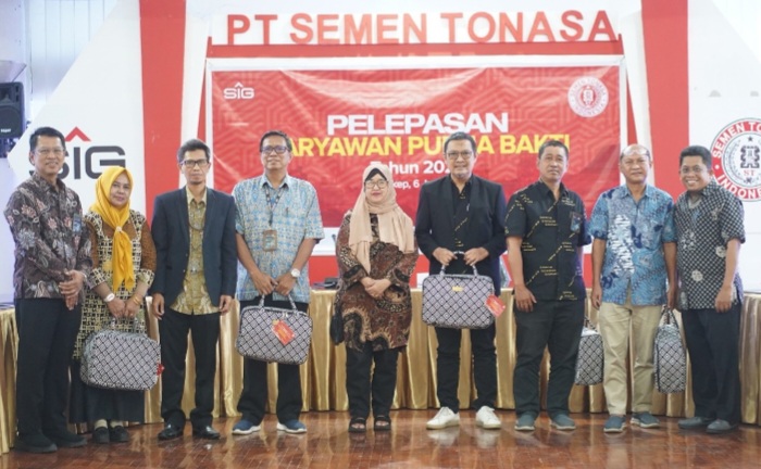 Pelepasan Karyawan Purnabakti PT Semen Tonasa: Menghormati Dedikasi dan Kontribusi Mereka