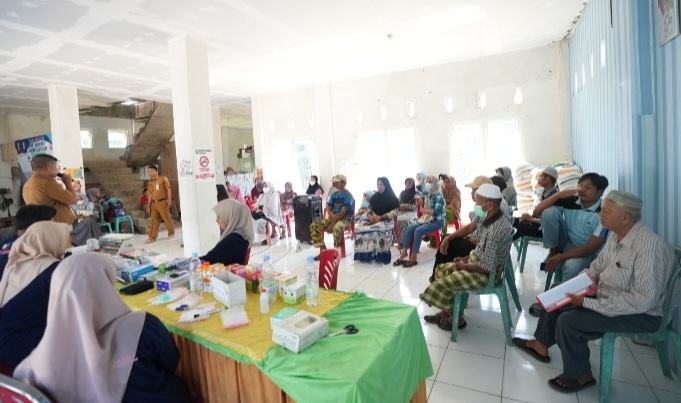 PT Semen Tonasa Gelar Pemeriksaan dan Pengobatan Gratis dalam Rangka HUT ke-55