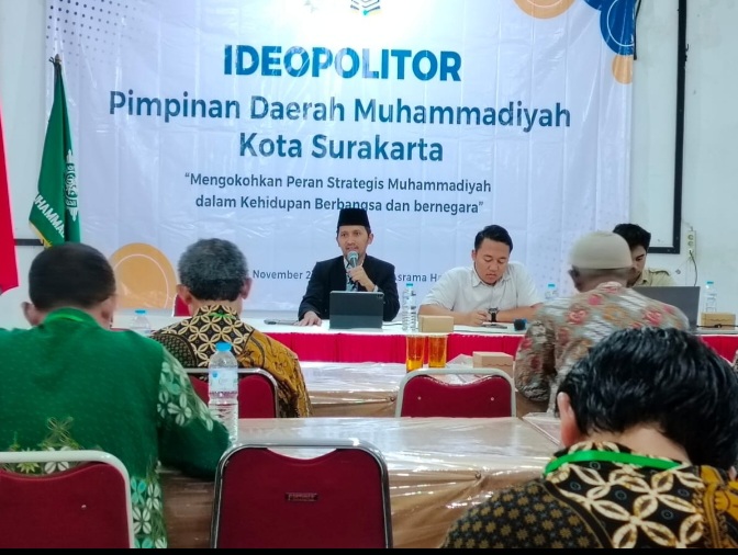 Dialog Ideopolitor, Muhammadiyah dan Tantangan Politik