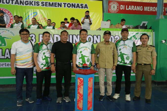 PT Semen Tonasa Gelar Kejuaraan Badminton K3 Sulawesi Selatan