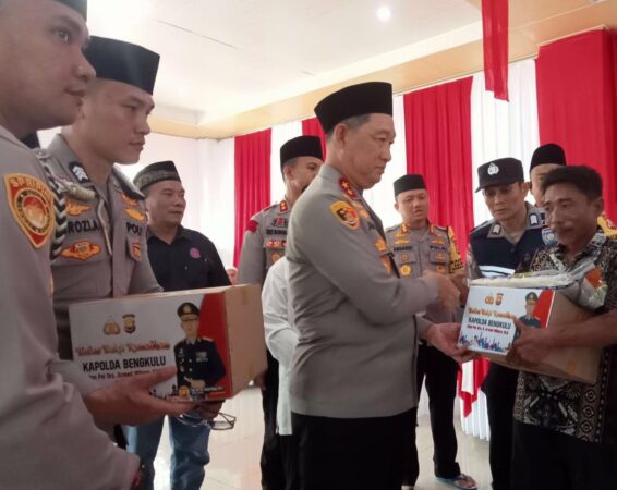 Kapolda Bengkulu Mengajak Bersama Berbagi di Bulan Ramadan