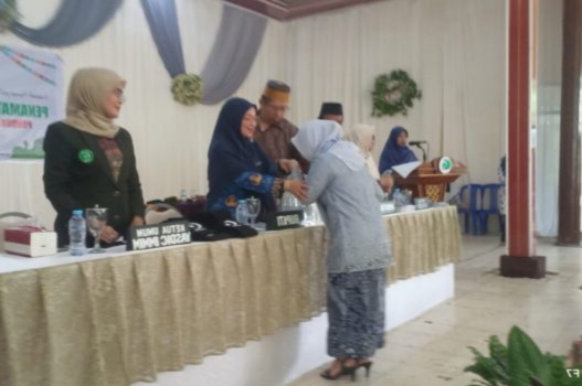 Mengukir Prestasi: Penamatan Santriwati ke-XLIV Ponpes Modern Putri IMMIM Minasatene