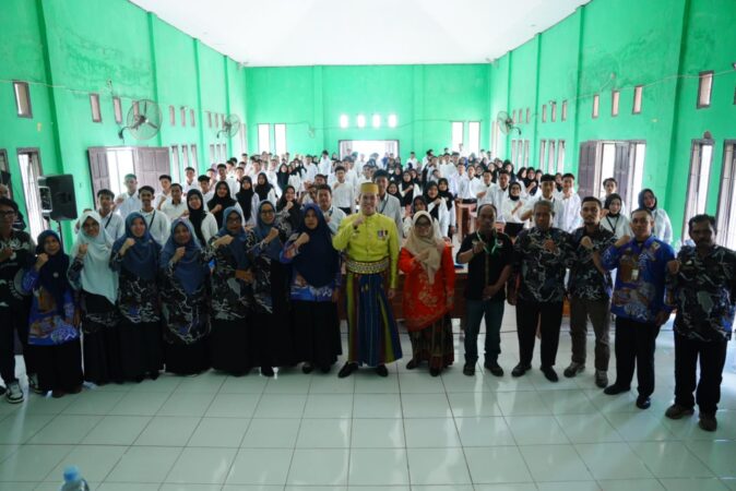 Buka Pelatihan di BLK Pangkep, Bupati berharap bisa menekan angka pengangguran