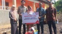 PT Semen Tonasa Berikan Bantuan kepada Korban Kebakaran di Pangkep