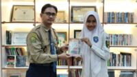 Hebat! Hafizha Addina Aisy Syahri Terbitkan Buku Kesembilan di Usai Remaja