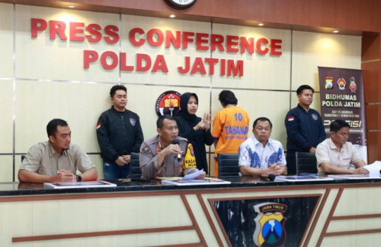 Polda Jatim Tangkap Pengelola 280 Situs Porno Raup Keuntungan 96 Juta Per Bulan