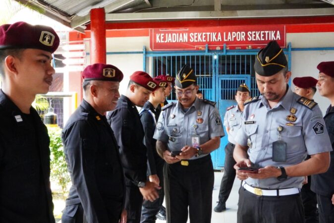 Kepala Rutan Pangkajene Peringatkan Bahaya Judi Online dalam Apel Pagi