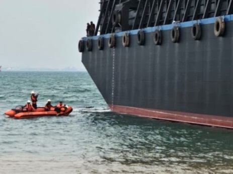 Tim SAR Tanjungpinang Temukan Jasad Pekerja Pengecatan Tugboat di Laut