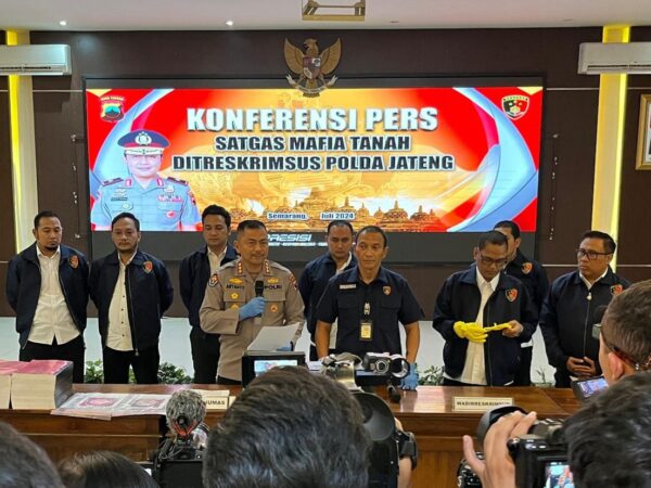 Tipu Pemilik Tanah dengan Identitas Palsu, Tiga Mafia Tanah Dibekuk Polda Jateng