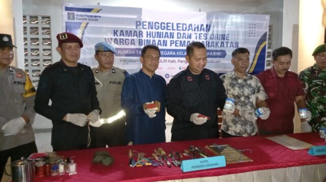 Penggeledahan Blok Rutan Pangkep, Barang Terlarang Diamankan