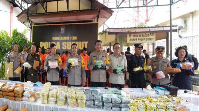 Polda Sumut Musnahkan 201 Kg Sabu dan 272 Kg Ganja