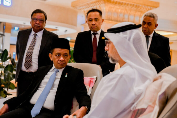 Menteri ESDM Bahlil Temui Menteri Energi UEA Bahas 3 Isu Utama
