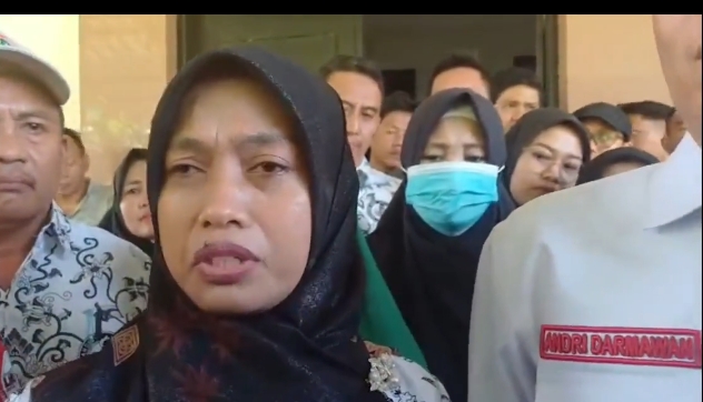Putusan Bebas Guru Honorer Supriyani Disambut Haru Keluarga dan Rekan