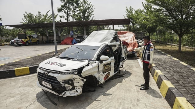 Polisi Ungkap Penyebab Kecelakaan Mobil Box dan TV One di Tol Pemalang
