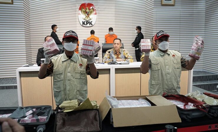 KPK Sita Rp 6,82 Miliar, Tiga Pejabat Pekanbaru Terjerat Kasus Pemotongan GU