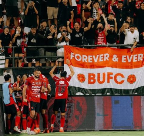 Dua Gol Cepat Bali United Tumbangkan Persebaya