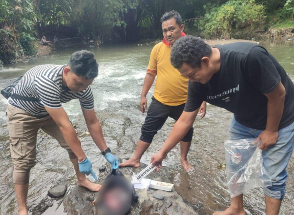 Warga Bertais Digegerkan Penemuan Jasad Bayi di Kali Ancar