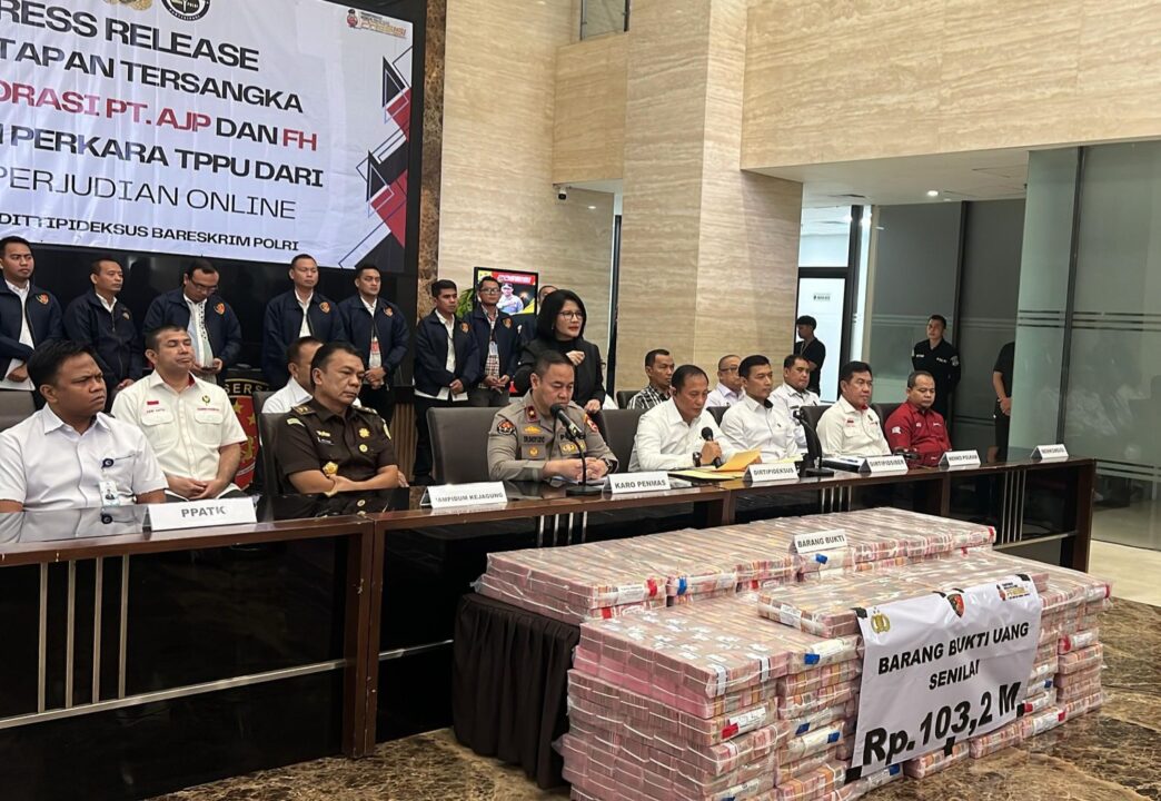 2 Tersangka Pencucian Uang