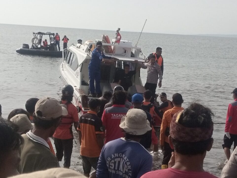 Jenazah Korban Banjir Bandang Bima Tiba di Kampung Halaman