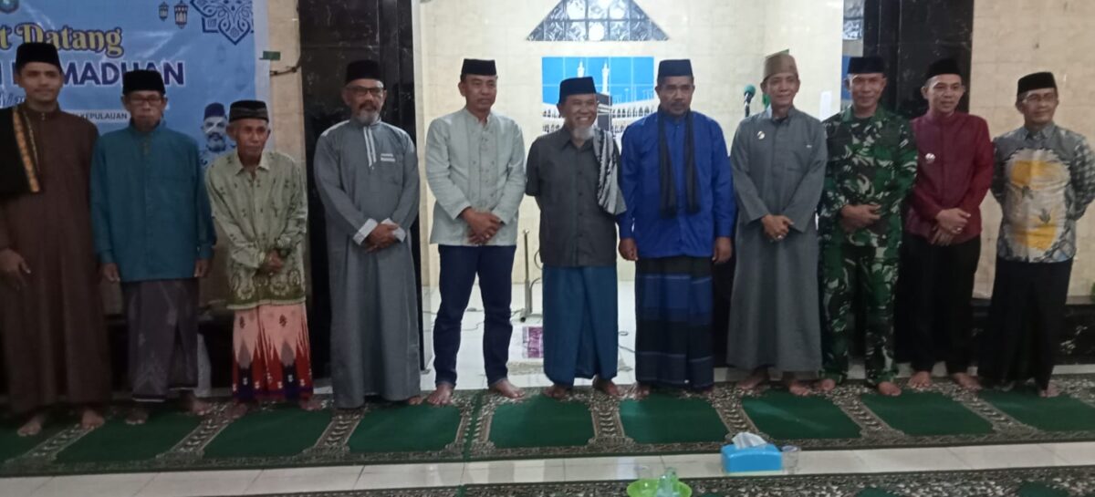 Hadiri Safari Ramadan, Wabup Pangkep Ajak Masyarakat Perkuat Kebersamaan