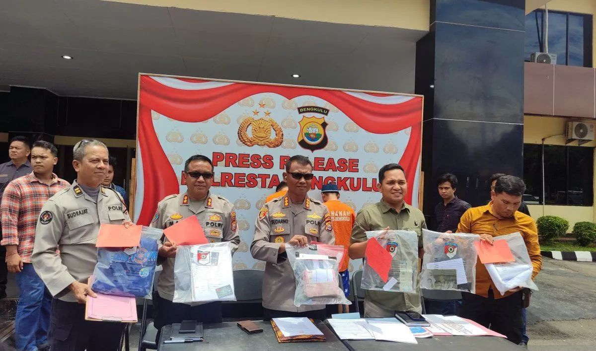 93 Mahasiswa Unihaz Jadi Korban Penipuan, Polisi Sita Uang Rp284,56 Juta